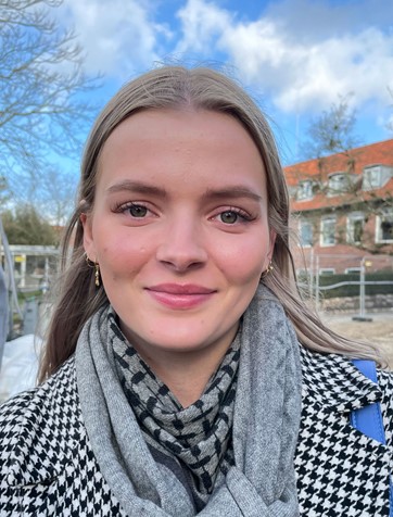 Johanne-Krista-Larsen.jpg
